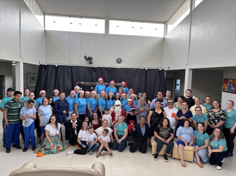 Núcleo de Mulheres realiza visita emocionante à Apae