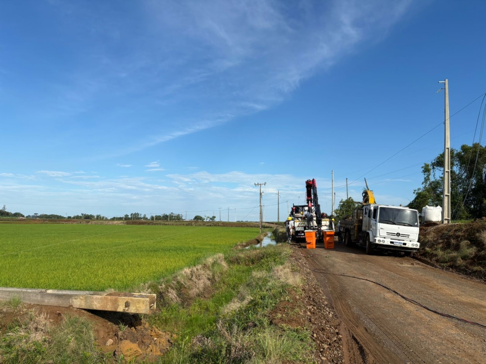 Cersul atua com agilidade para restabelecer energia após fortes chuvas e ventos